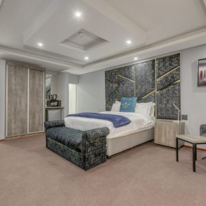 The Pearl Suite